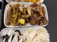 -菌之家·专业纯野生菌火锅·特色炒菌