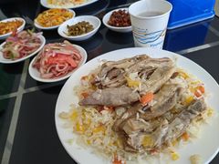 -特丰抓饭(莱茵庄园店)