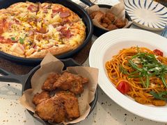 -必胜客(WOW中央公园店)
