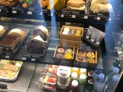 面包甜点陈列柜-星巴克(甘河路店)