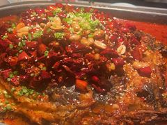 -江边城外烤全鱼(世茂广场店)