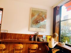 靠窗位-Catch Bagel(芳草地店)