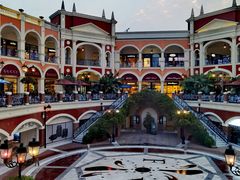 -佛罗伦萨小镇广佛名品奥特莱斯(疏港路店)