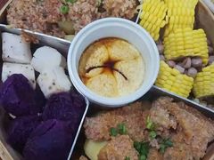 -黄桷树曹家私房菜(江与城店)