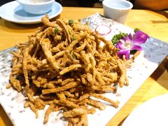 金沙蛋黄茶树菇-嘉厨小馆(宜山路店)