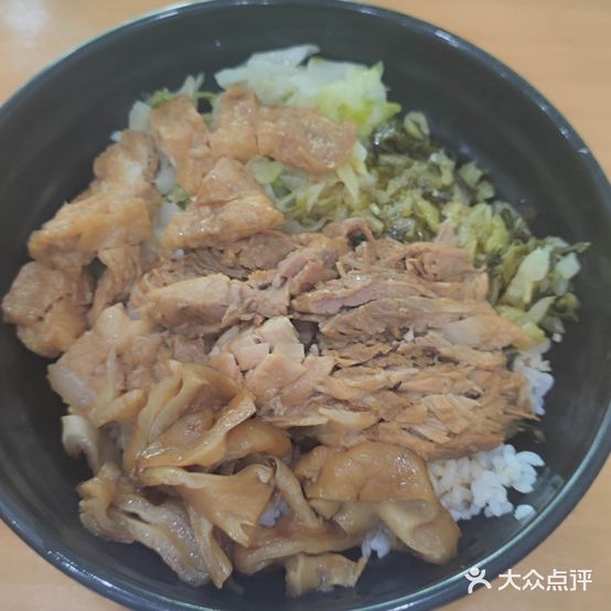 隆江猪脚饭(朱家尖小学店)