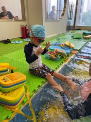 -海豹航航水育游泳中心(芳园里店)