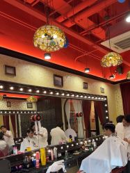 -东方先生国潮男士理发馆