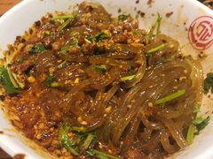 万记特色酸辣粉-万记麻辣烫国展总店