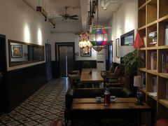 -拖板鞋咖啡旅行酒店(春熙路地铁站店)