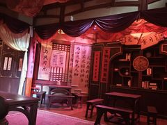 -暴风岛沉浸式体验馆(百联世纪店)