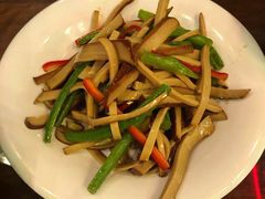 -缪氏川菜(丰盛町店)