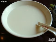 豆浆-朱鸿兴面馆(镇湖店)