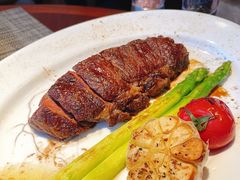 -MONICH牛排融合餐厅(和义大道购物中心店)