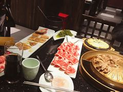 -猪啊牛呀羊啊铜盘烤肉(正大广场店)