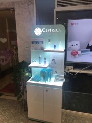 -咪咪专业脱毛连锁机构