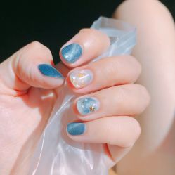 -手牵手美甲