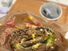 -Tims天好咖啡·贝果(雁展路万象天地店)