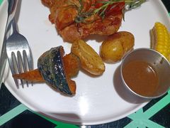 -K+全国连锁KTV(绿地缤纷天地店)
