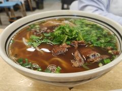 -小马牛肉面·牛骨熬制(南京博物院店)