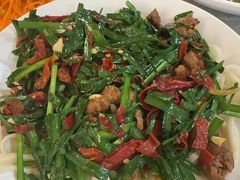 -汗腾格里·风味餐厅(新疆驻京办店)