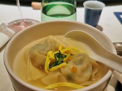 河豚鱼馄饨-逸道(益丰·外滩源店)