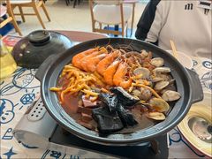 -松哥油焖大虾.小龙虾.黑鸭煲(海岸城店)