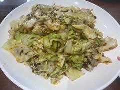 酱爆洋白菜-恩宏德餐馆(平山道店)