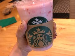 草莓酸奶星巴克-星巴克(泰安万达店)