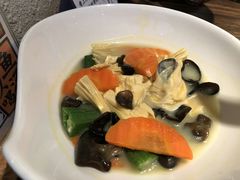 鲜腐竹秋葵-太二酸菜鱼(广州IFC国金天地店)