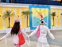 -北戴河碧螺塔海上酒吧公园