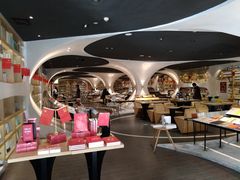 -钟书阁(珍园店)