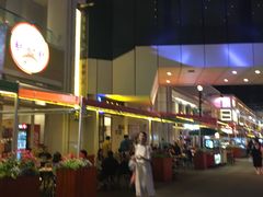 -百老汇美食街