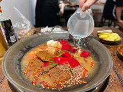 -四小区火锅·巷子里的重庆火锅(花照壁店)