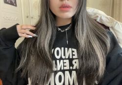 -HAIR HERE造型