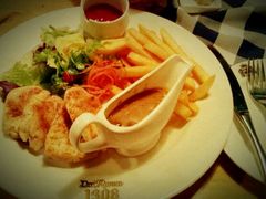 android_upload_pic-皇冠自酿啤酒坊(中国红街5号楼店)