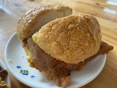 猪扒蛋菠萝包-沙溪兄茶餐厅