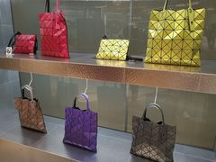 -三宅一生 (阪急梅田本店)