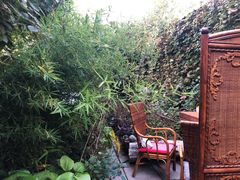 -斯多格书乡(北京大学畅春园店)