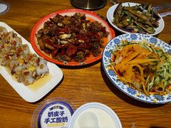 -柴窝堡22号辣子鸡·传承新疆菜