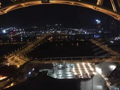 -影汇之星8字形摩天轮