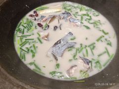 -咕嘟草帽鱼·牛奶一样的鲜鱼汤(包河万达广场创始店)