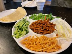 京酱肉丝-我去·春饼文化主题餐厅(国定路总店)