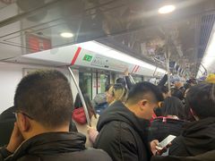 -闸弄口(地铁站)