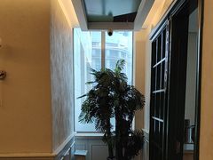 -红樱桃·欢乐餐厅(太原里店)