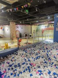 -塔塔王国·主题儿童游乐园(奥城商业广场店)