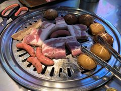 -哈哈碳都·牛肋条无限自助烤肉(台江万达店)