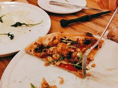 -城市大道红炉披萨烘焙坊