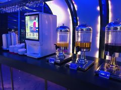 -亚洲国际大酒店·云顶阁旋转自助餐厅