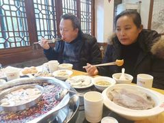 -锅首鲜品火锅(鸳鸯店)